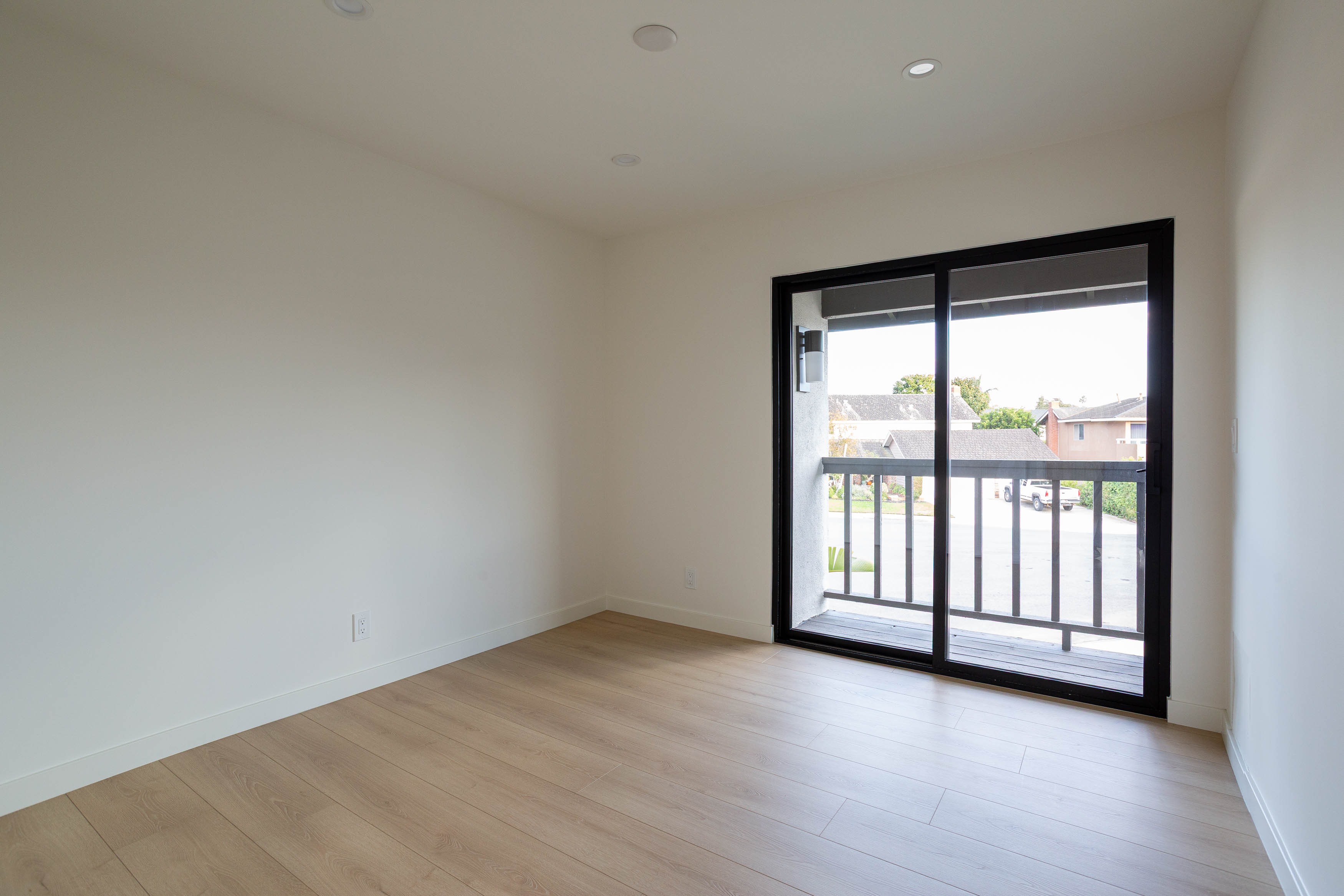 GooBszZY2PZSE8I8PZWXm4YNEf1kG0-metaMTkzMjEgTWFub3IgUG9pbnQgQ2lyIE1MUy0zNC5qcGc=-