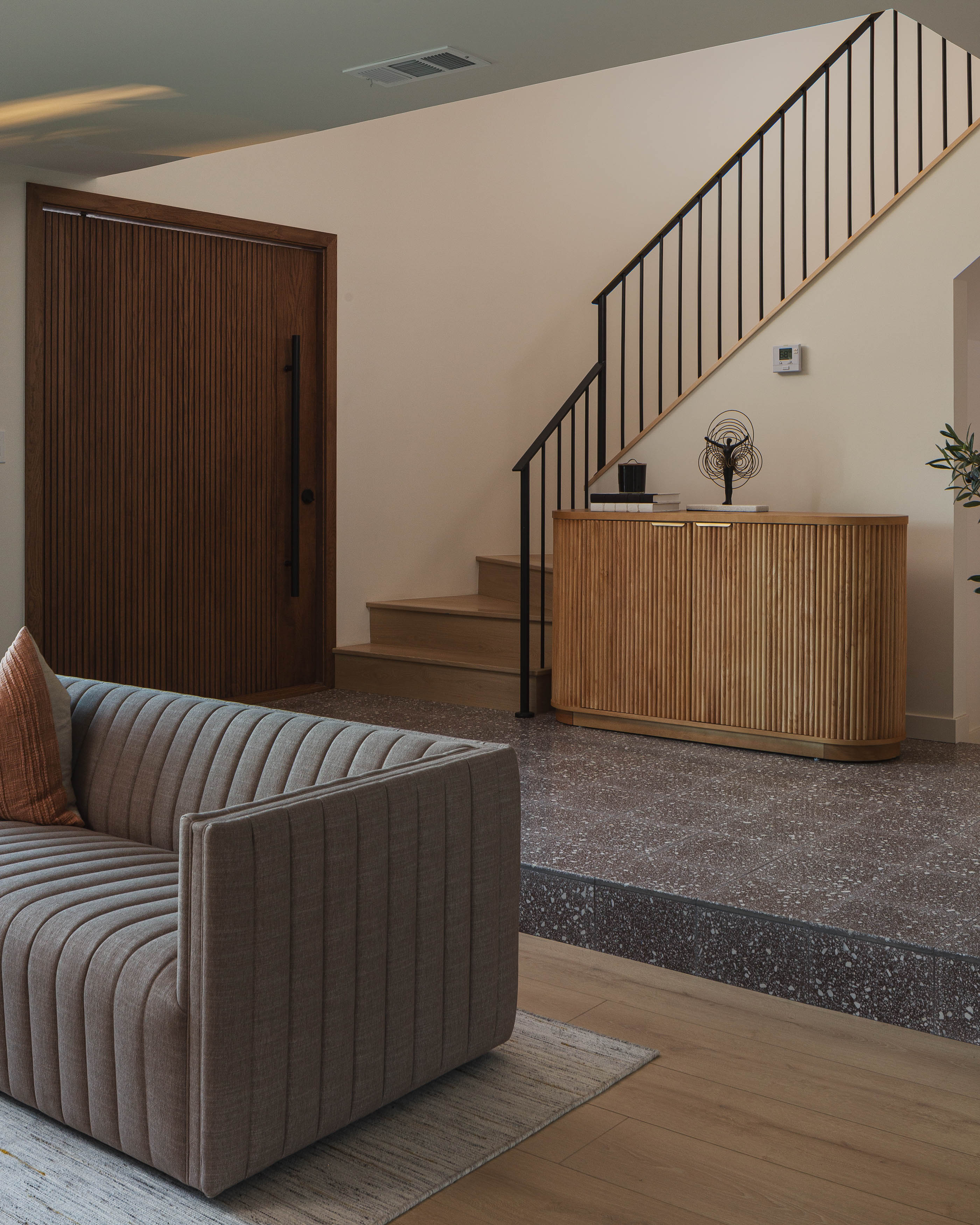 BOhjflO3Mf6hLcSDBBgCXIUTV1eqel-metaMTkzMjEgTWFub3IgUG9pbnQgQ2lyIE1MUy00OS5qcGc=-