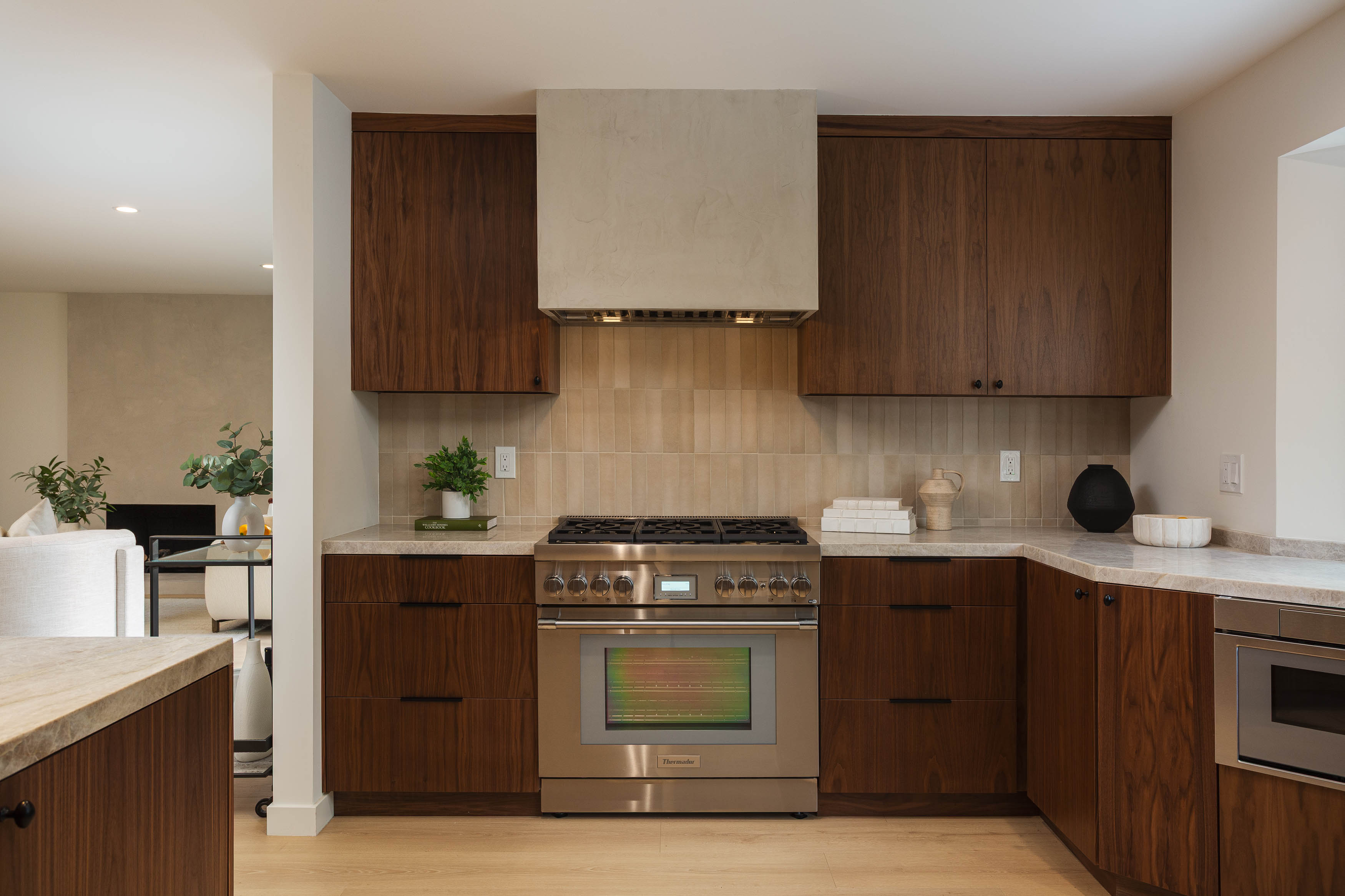 19321 Manor Point Cir MLS-11