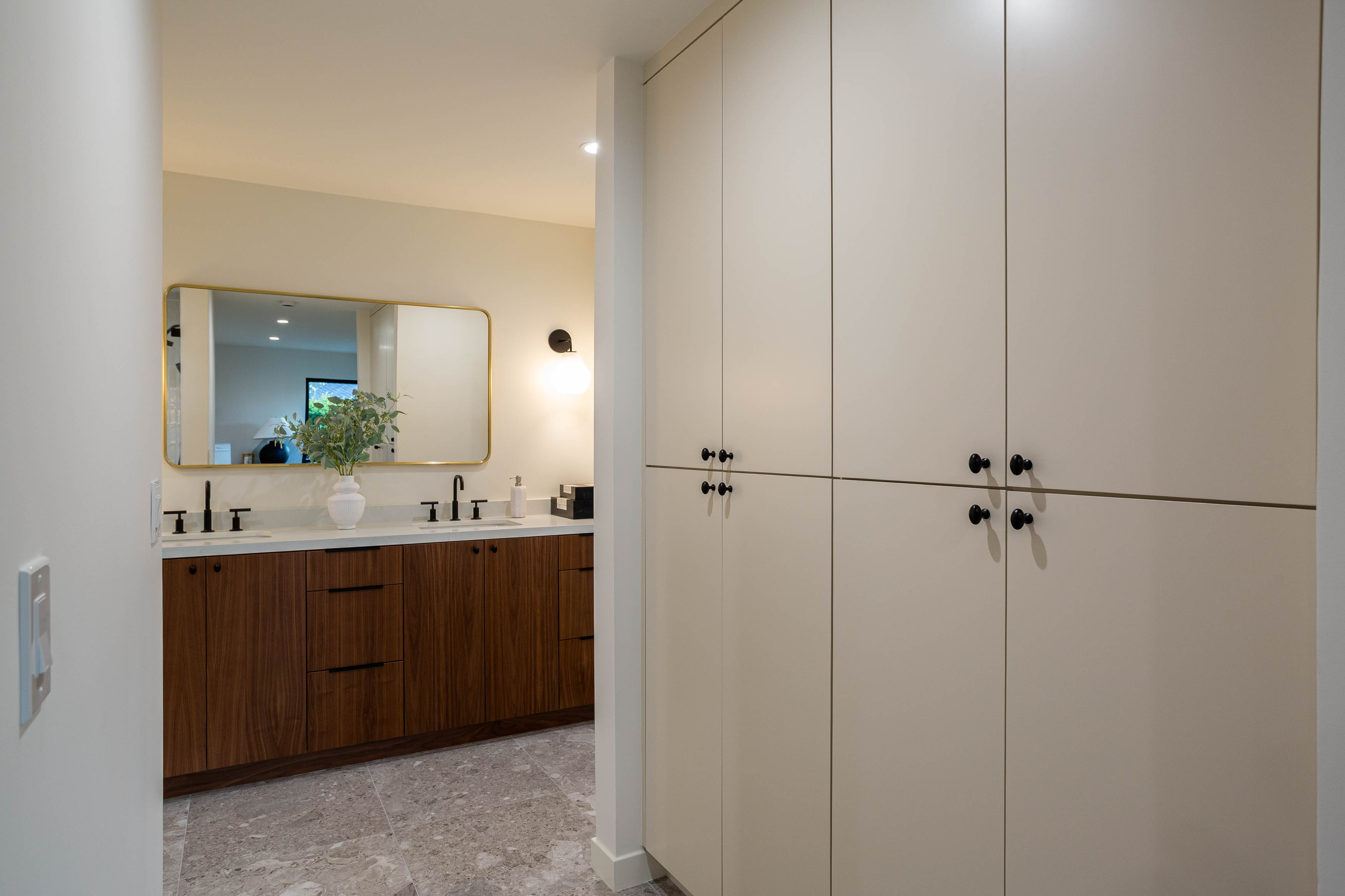 19321 Manor Point Cir MLS-39