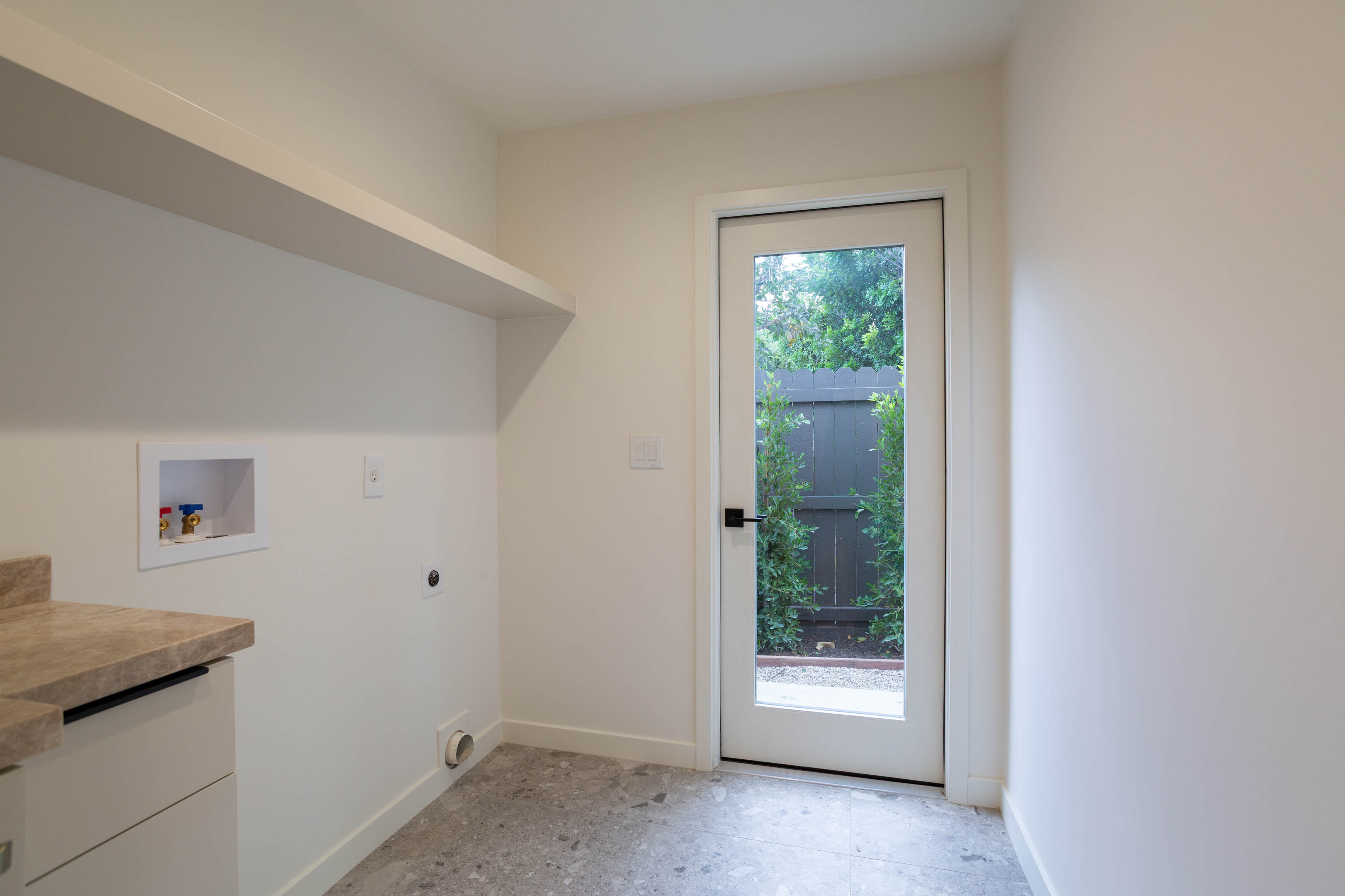 5lii1SP3lulcu4peSLmWfHlHkwWGuS-metaMTkzMjEgTWFub3IgUG9pbnQgQ2lyIE1MUy0yNC5qcGc=-