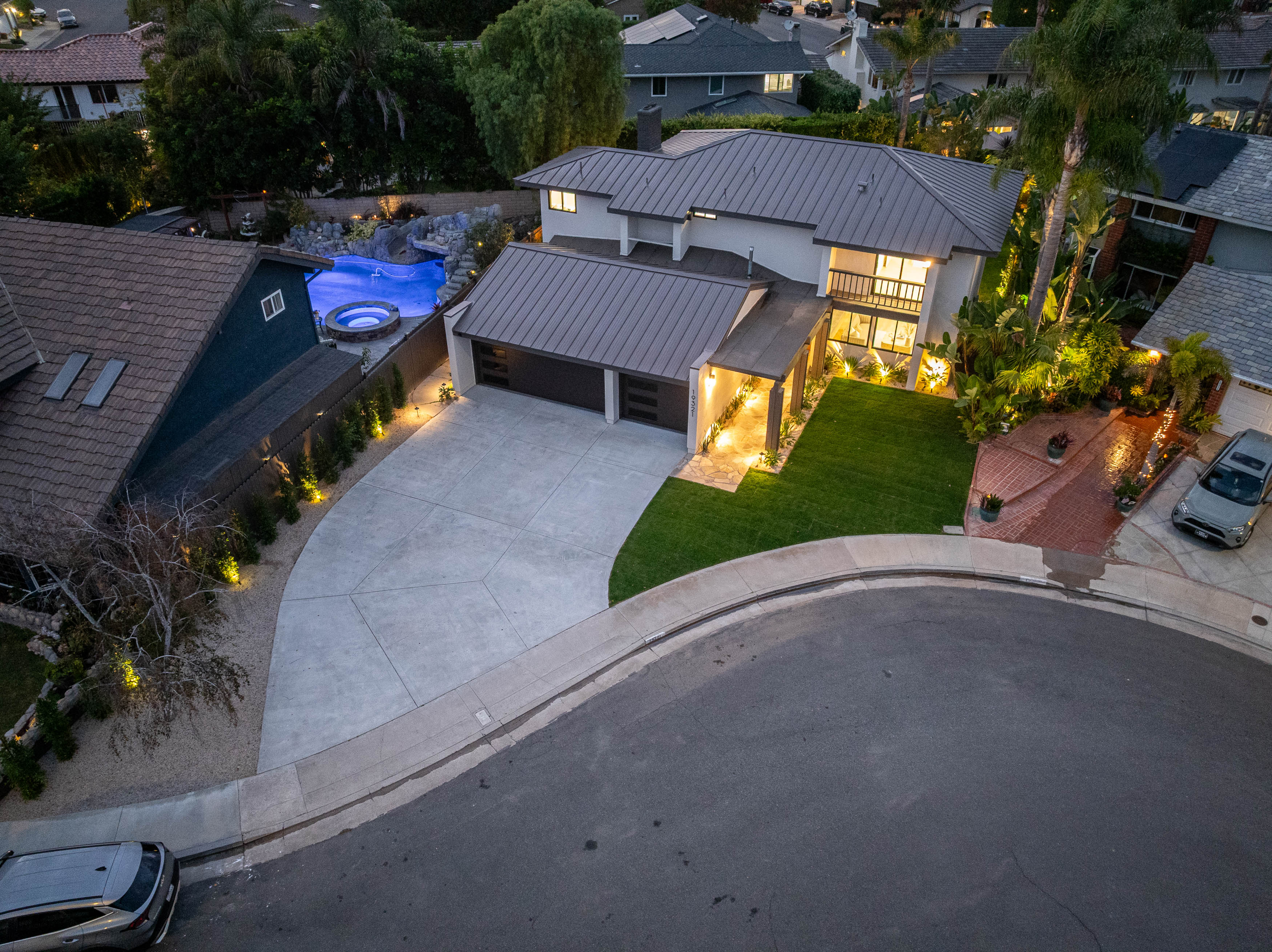 19321 Manor Point Cir MLS-70